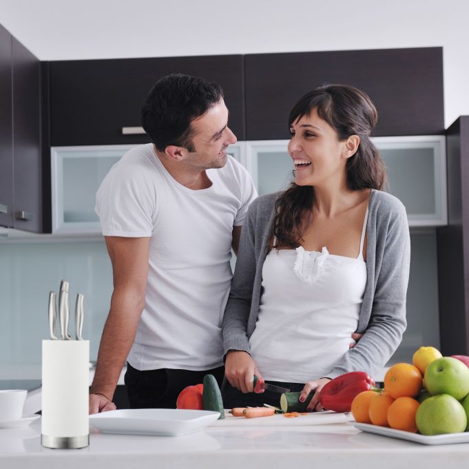 Okrągły blok na noże czarny - obrazek 4